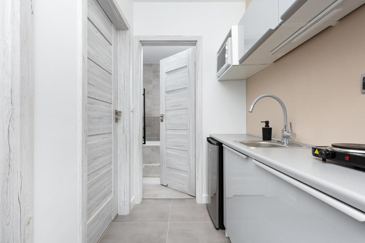Mokotow Business Center Apartments By Noclegi Renters Warsaw Exterior photo